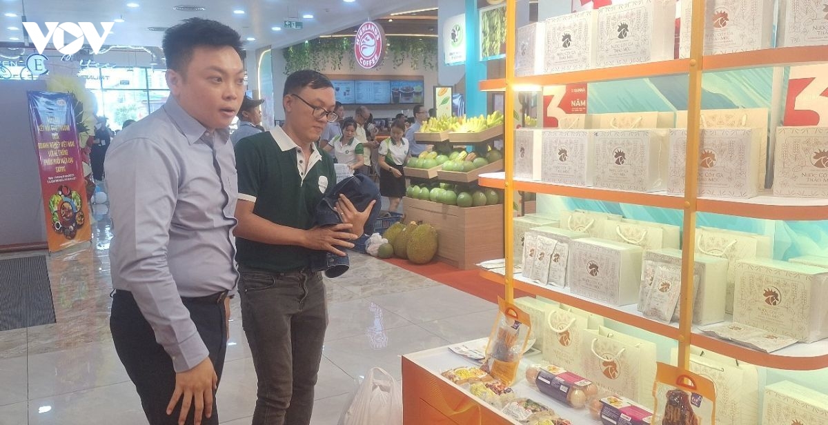 Hỗ trợ doanh nghiệp nhỏ, siêu nhỏ đưa hàng vào siêu thị ở TP.HCM